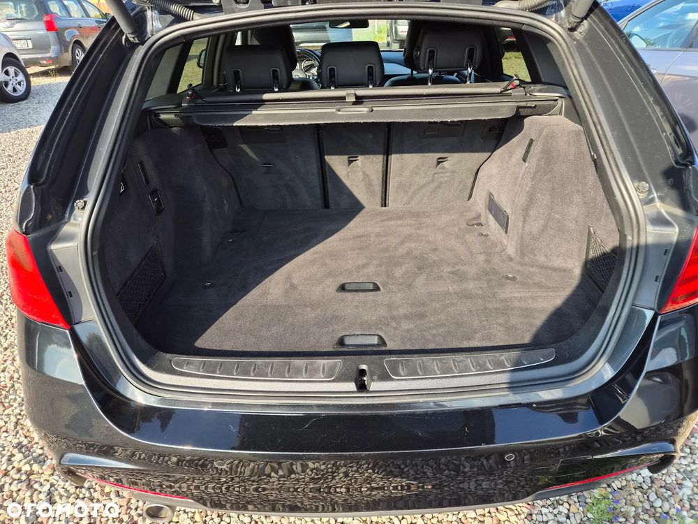 BMW Seria 3 320d xDrive Sport-Aut Sport Line - 38
