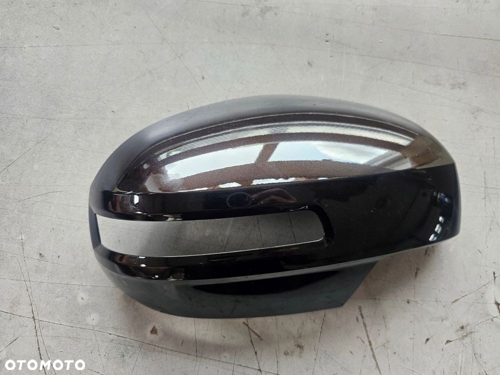 obudowa lusterka suzuki swift v prawa 84718-68la0-zuc oe - 2