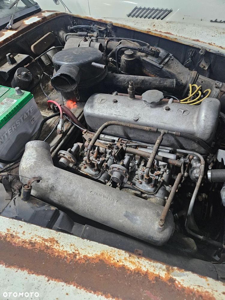 Mercedes-Benz SL - 9