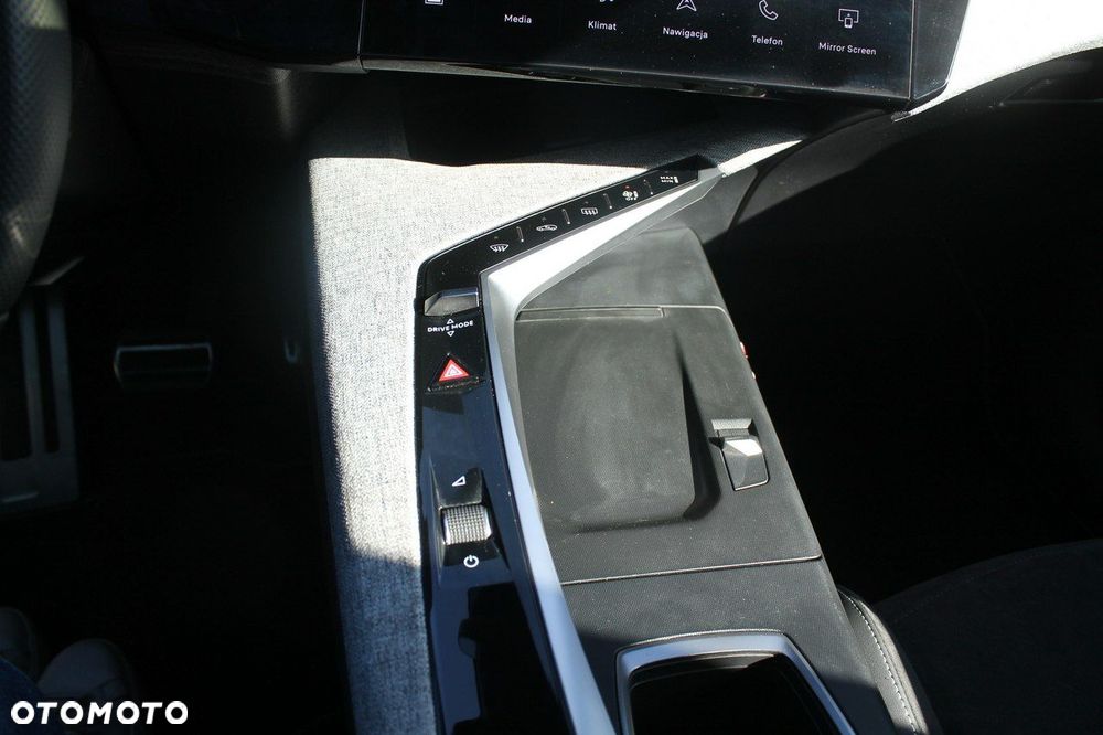 Peugeot 3008 - 18