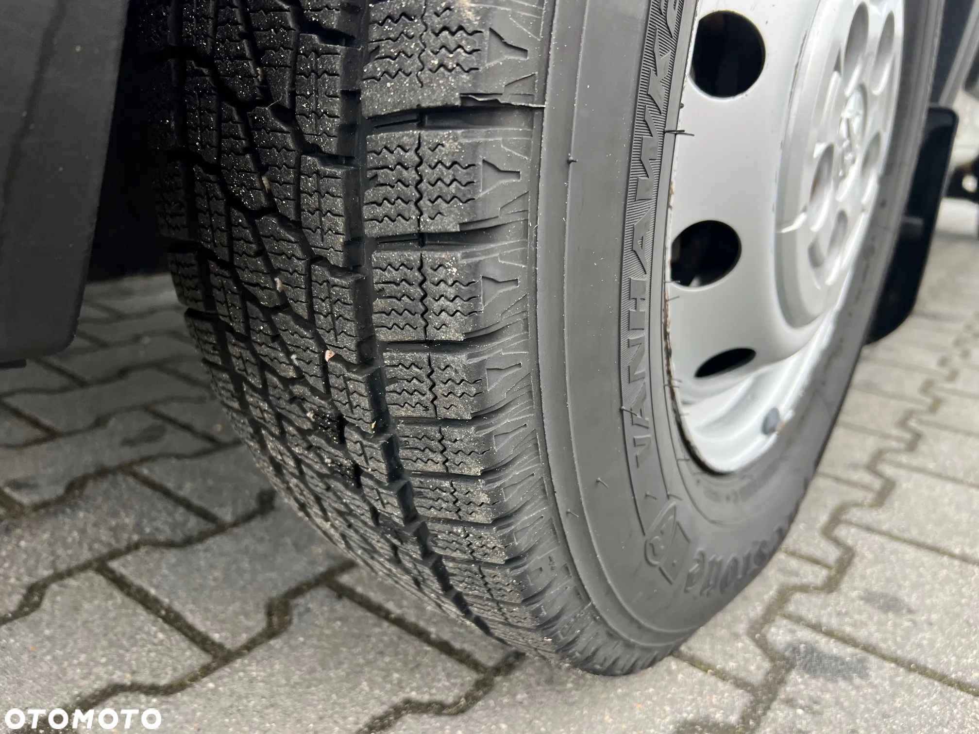 Peugeot Boxer Kontener 3,75m  3x Drzwi + Winda 750 kg Salon PL, Jeden Właściciel - 6