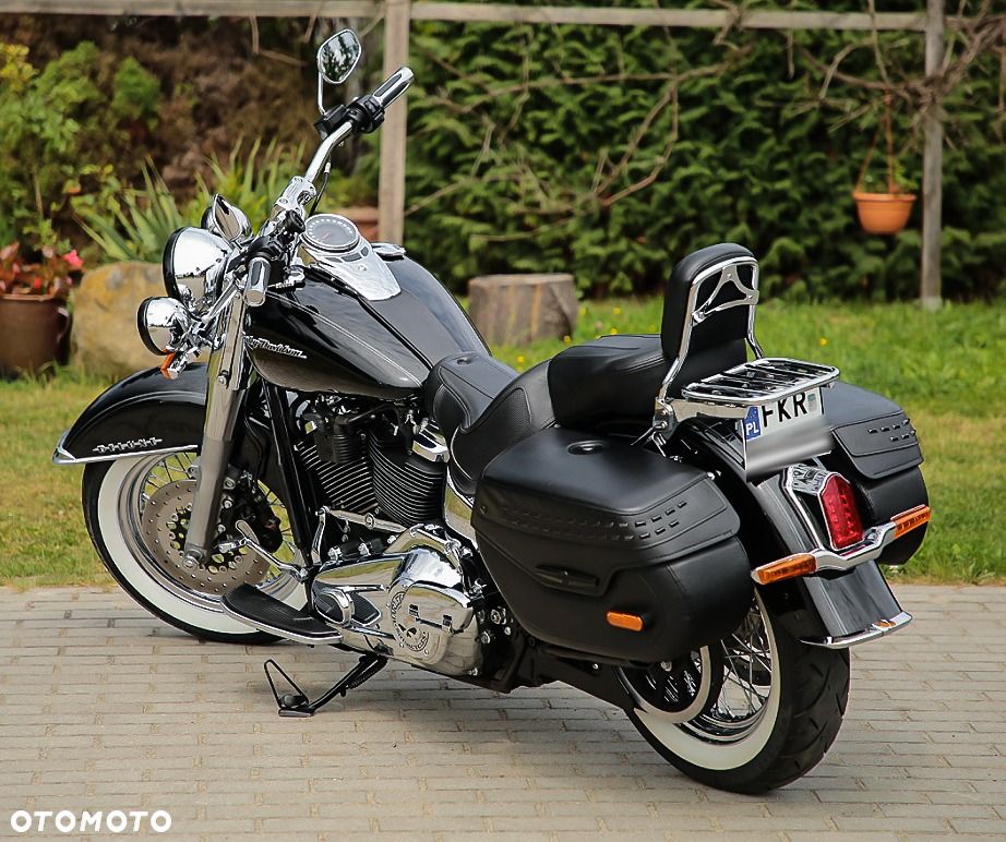 Harley-Davidson Softail Deluxe - 6