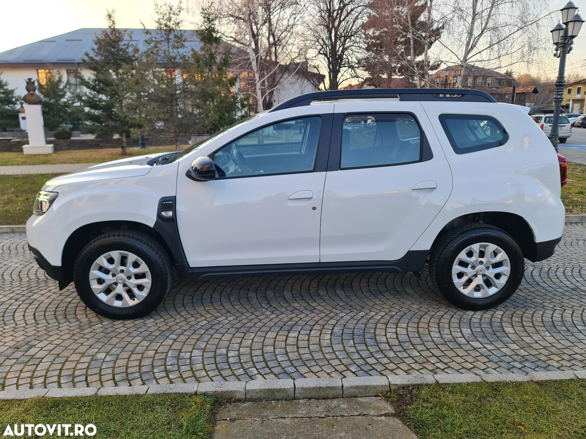 Dacia Duster 1.5 Blue dCi 4WD Comfort - 6