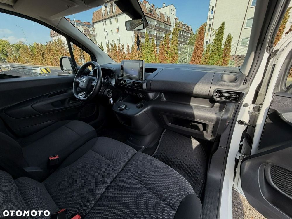 Toyota Proace City - 15