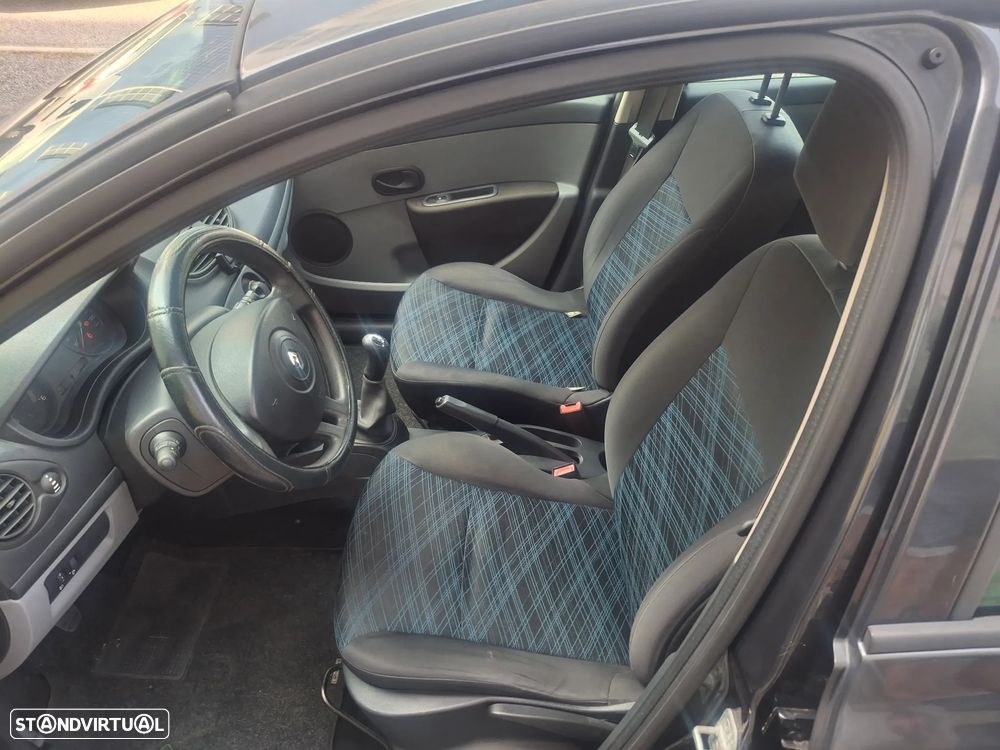 Renault Clio 1.5 dCi Confort - 9