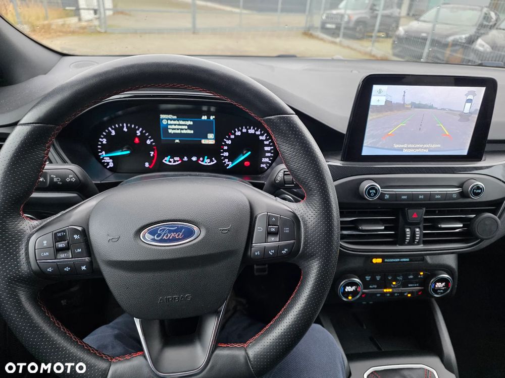 Ford Focus 1.0 EcoBoost ST-Line ASS - 13