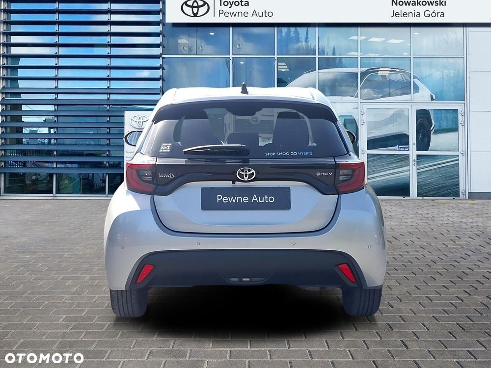 Toyota Yaris Hybrid 1.5 Style - 4