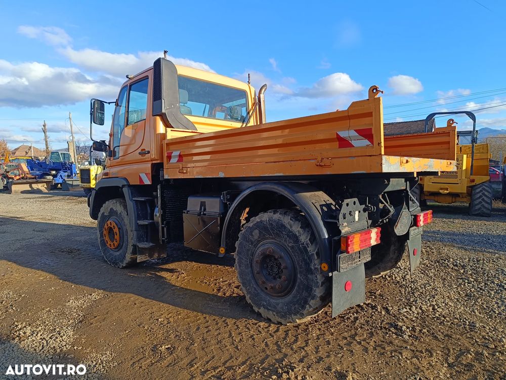 Mercedes-Benz Unimog U400 - 8