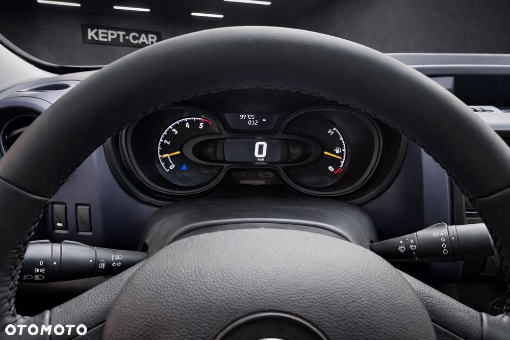 Opel Vivaro - 17