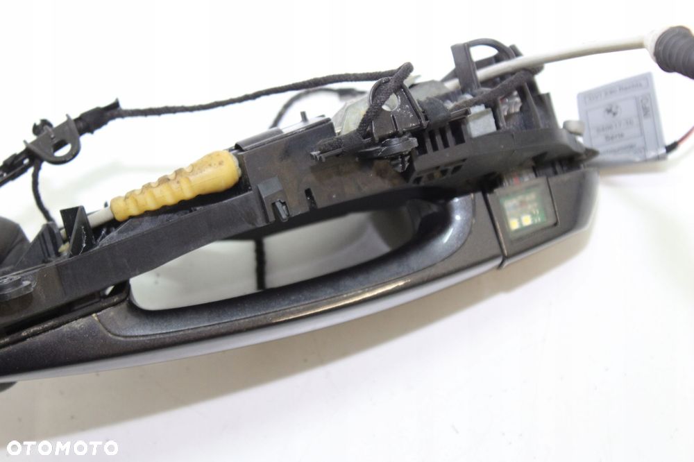 KLAMKA PRAWY PRZÓD BMW E92 E93 E90 EUROPA KEYLESS 7181218 LED LIFT - 7
