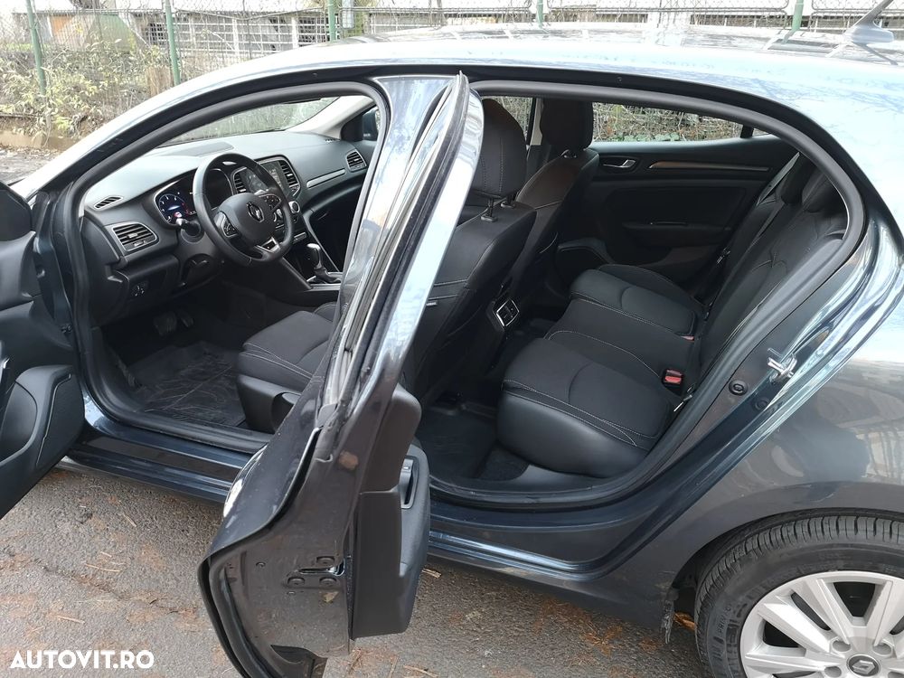 Renault Megane BLUE dCi 115 EDC BUSINESS EDITION - 11