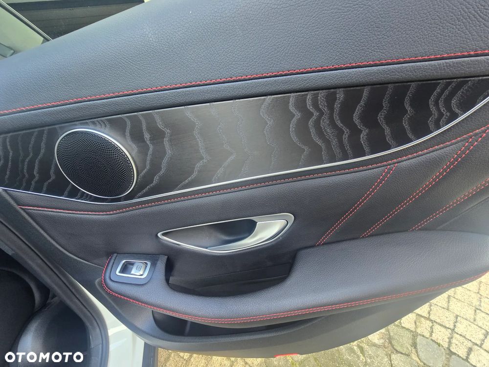 Mercedes-Benz GLC - 17