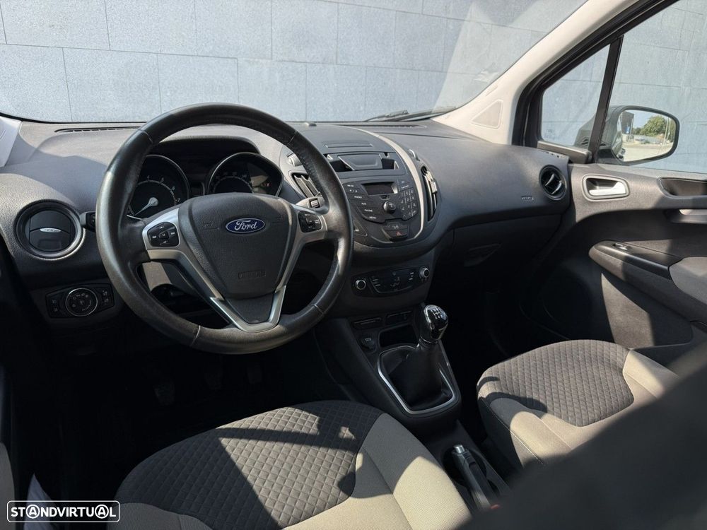 Ford Tourneo Courier 1.0 EcoBoost S&S Trend — fotografia 8