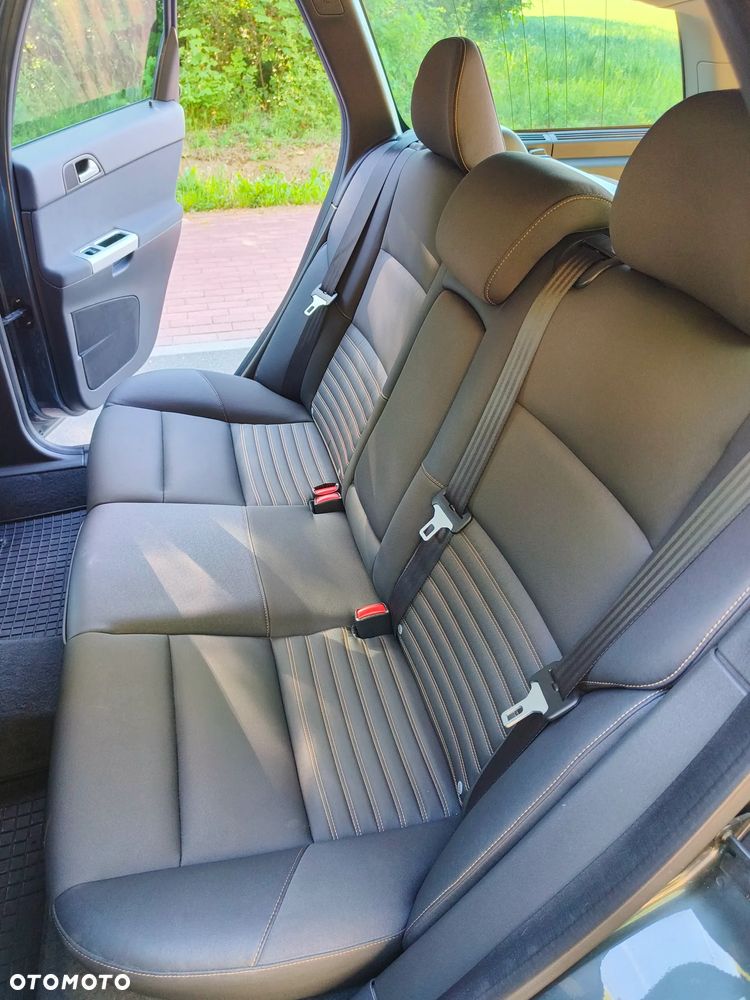 Volvo V50 2.0D Kinetic - 24