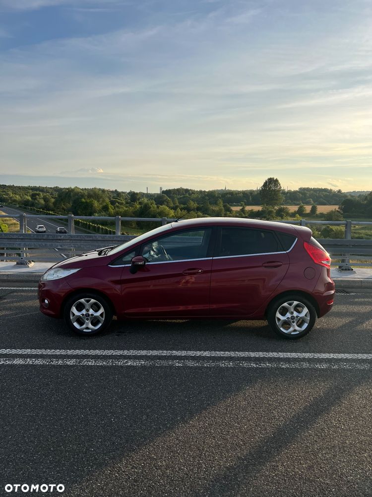 Ford Fiesta 1.4 Titanium EU5 - 5
