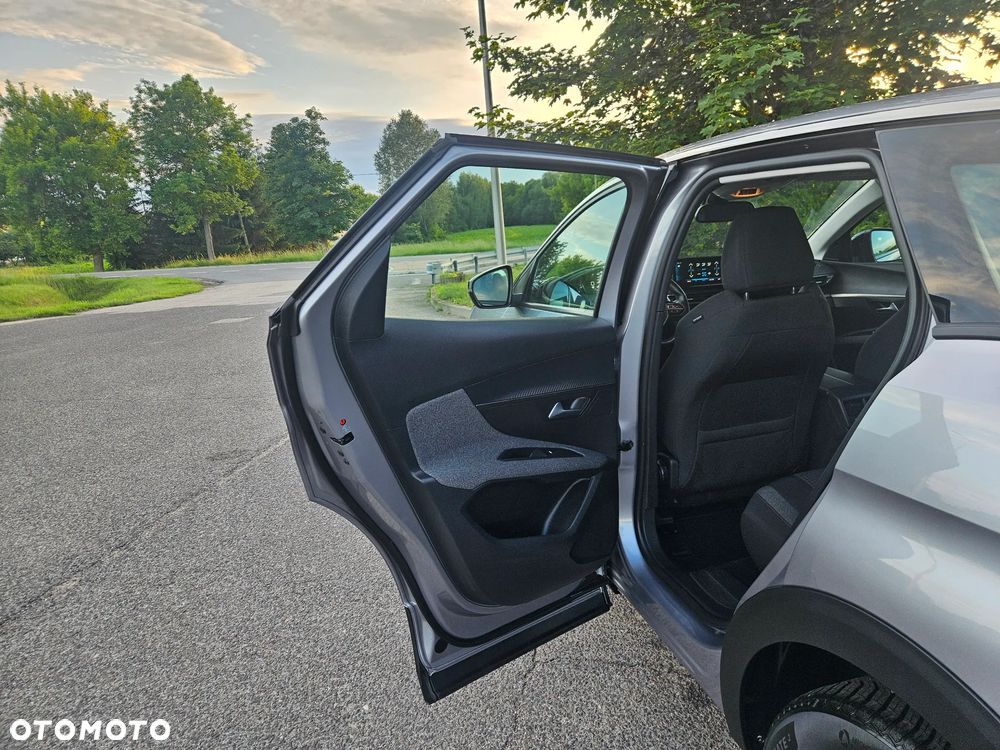 Peugeot 3008 BlueHDi 130 Stop & Start EAT8 Active - 37