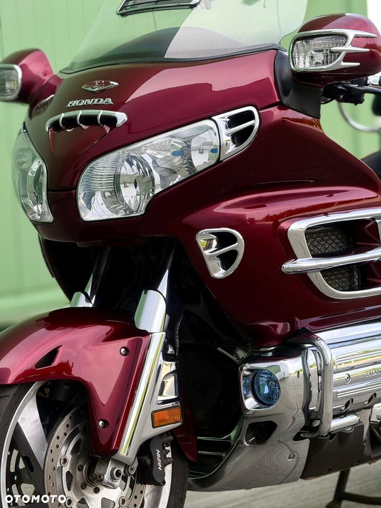 Honda GL - 13