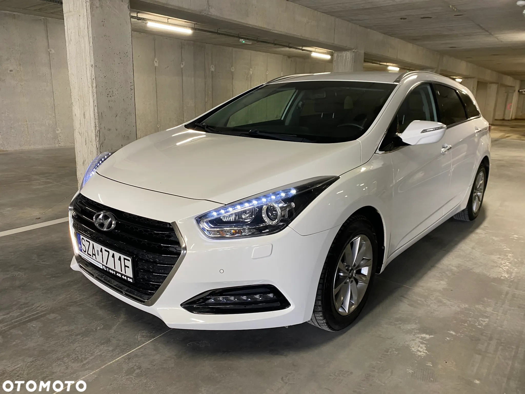 Hyundai i40 1.7 CRDi BlueDrive Business DCT - 12