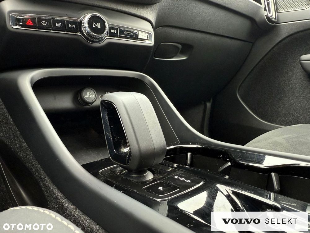 Volvo XC 40 - 26
