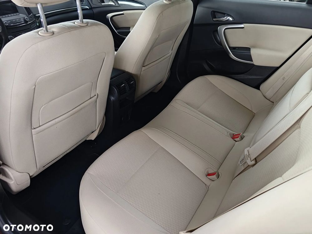 Opel Insignia 1.6 T Cosmo S&S - 15
