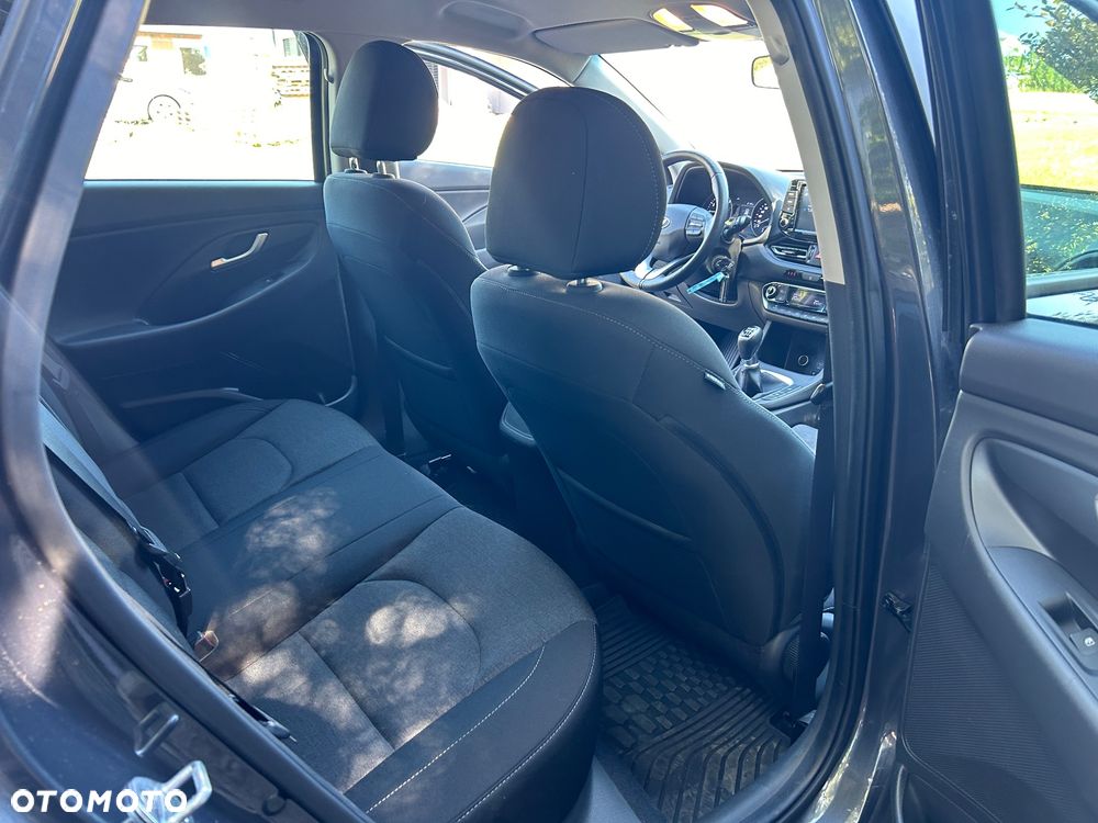 Hyundai i30 1.0 T-GDI Premium - 16