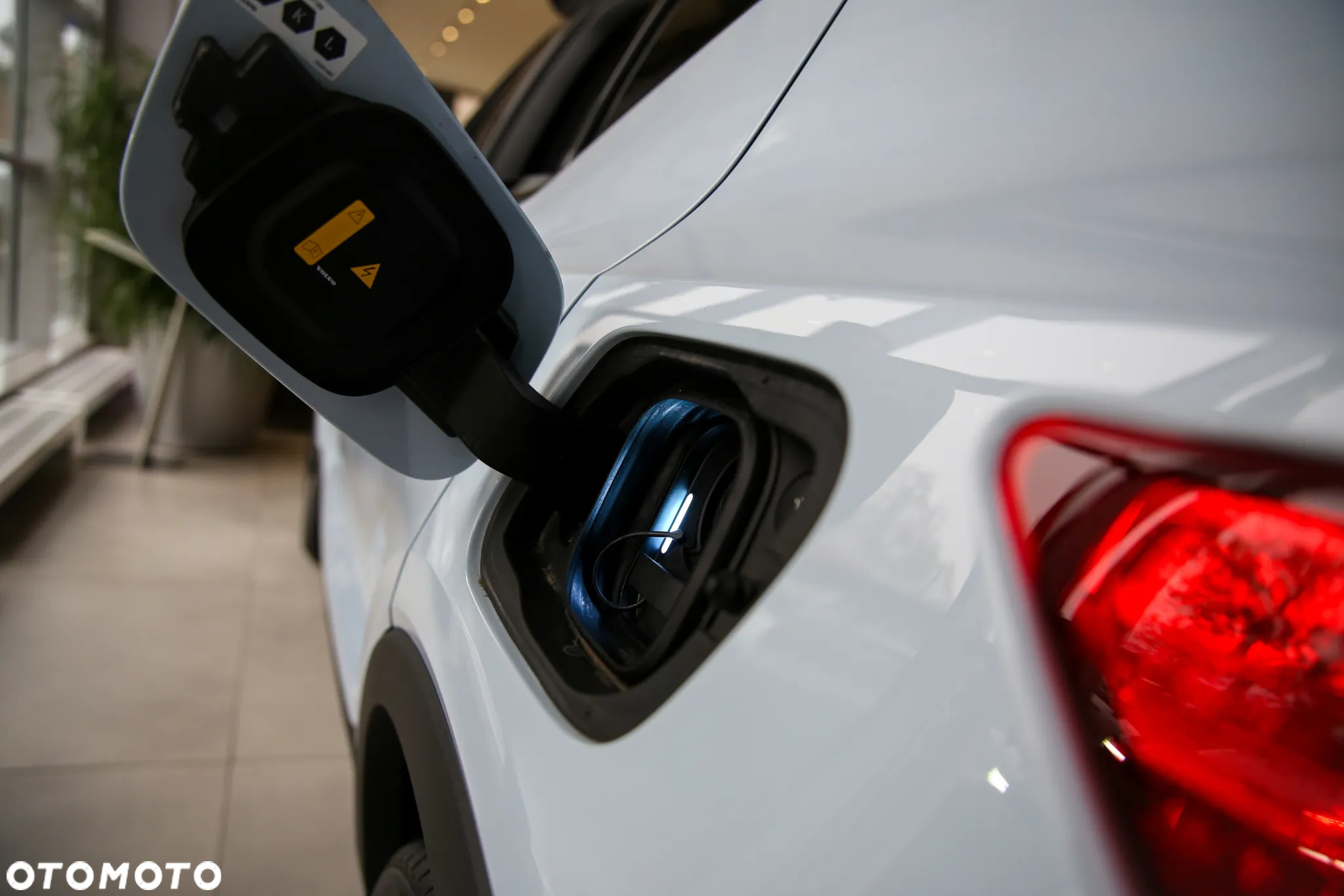 Volvo XC 40 Recharge Extended Range Plus - 8