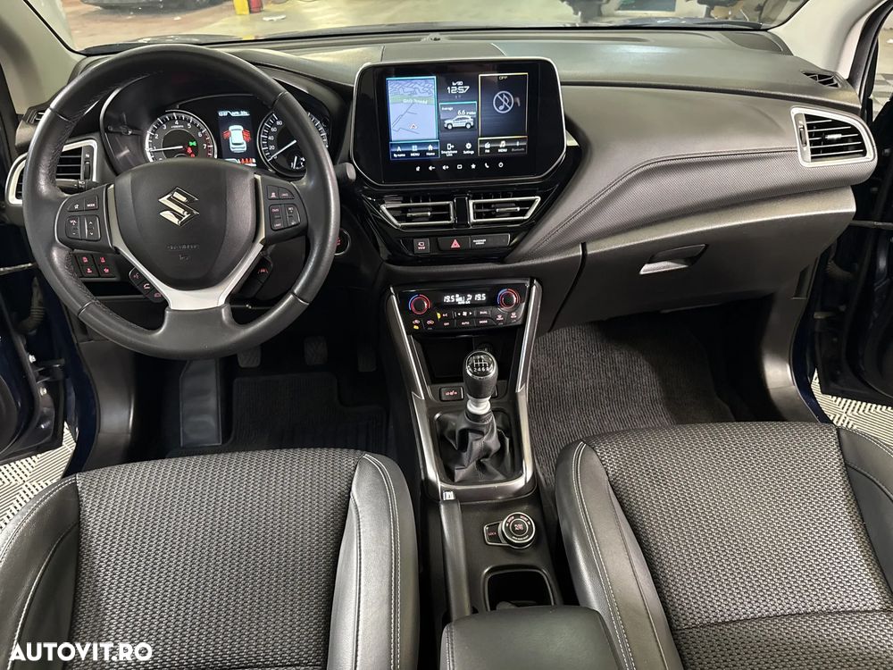 Suzuki S-Cross - 10