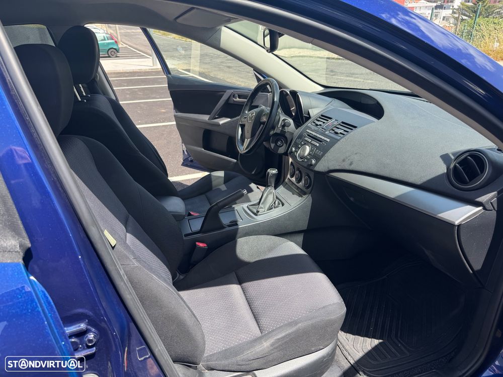 Mazda 3 Hatchback MZ-CD 1.6 Exclusive Plus - 5
