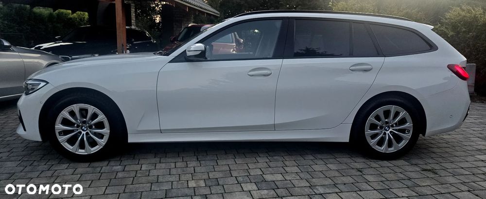 BMW Seria 3 320d M Sport - 18