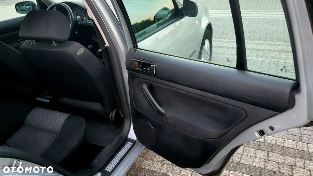 Volkswagen Golf - 13