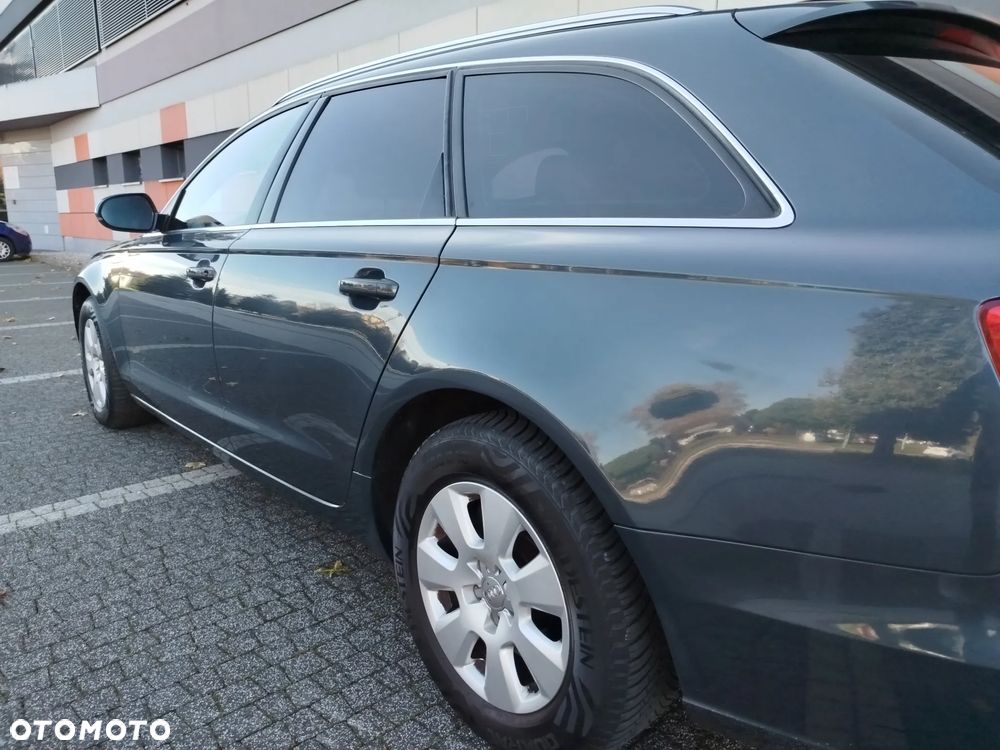 Audi A6 Avant - 33