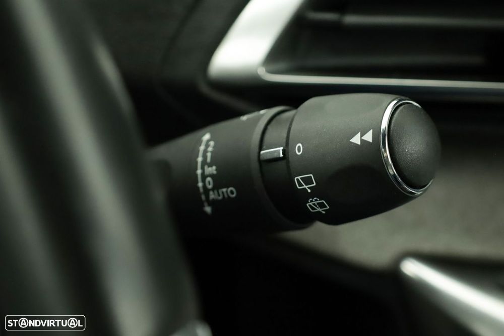 Peugeot 3008 1.2 Hybrid GT e-DCS6 - 19