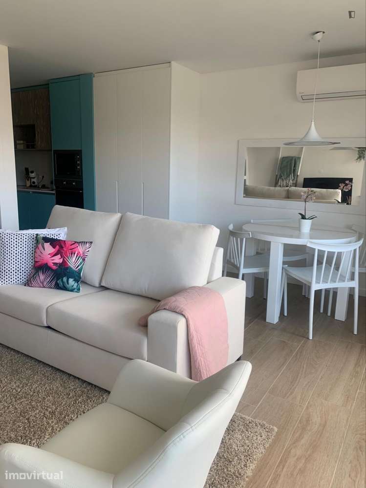 Apartamento com 1 quartos - localizado em Portimao - Grande imagem: 5/22