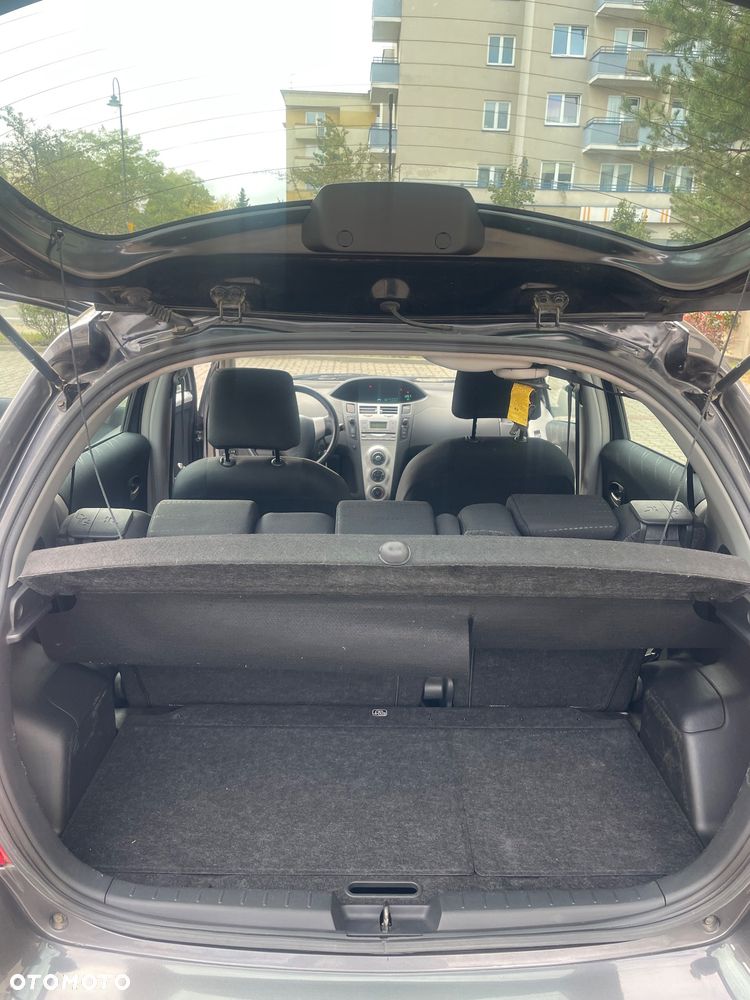 Toyota Yaris 1.3 Sol Premium MM - 15