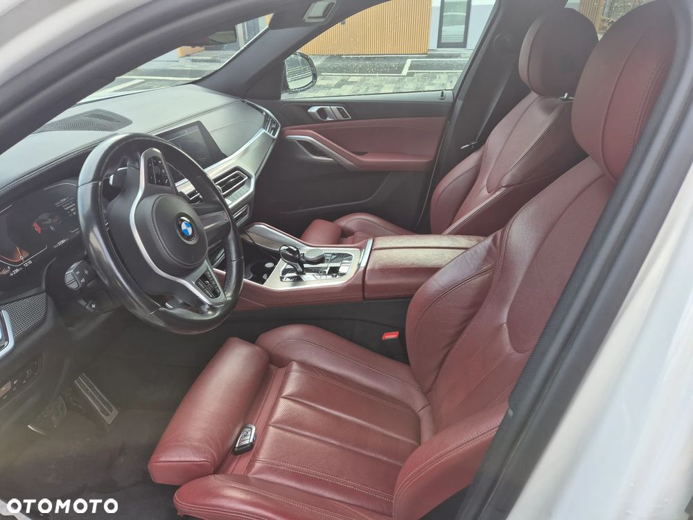 BMW X6 xDrive40i - 9