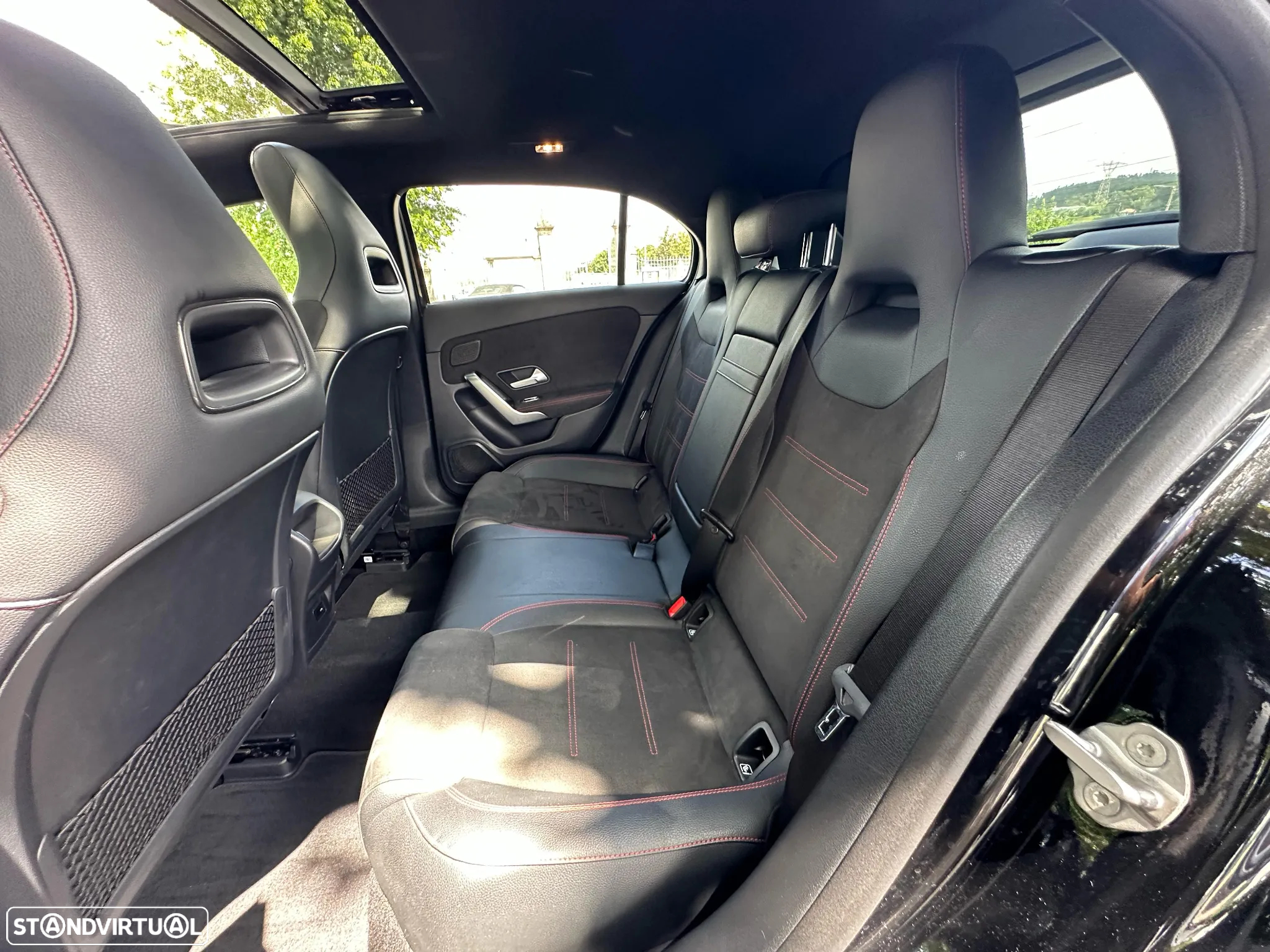 Mercedes-Benz A 250 e AMG Line - 26