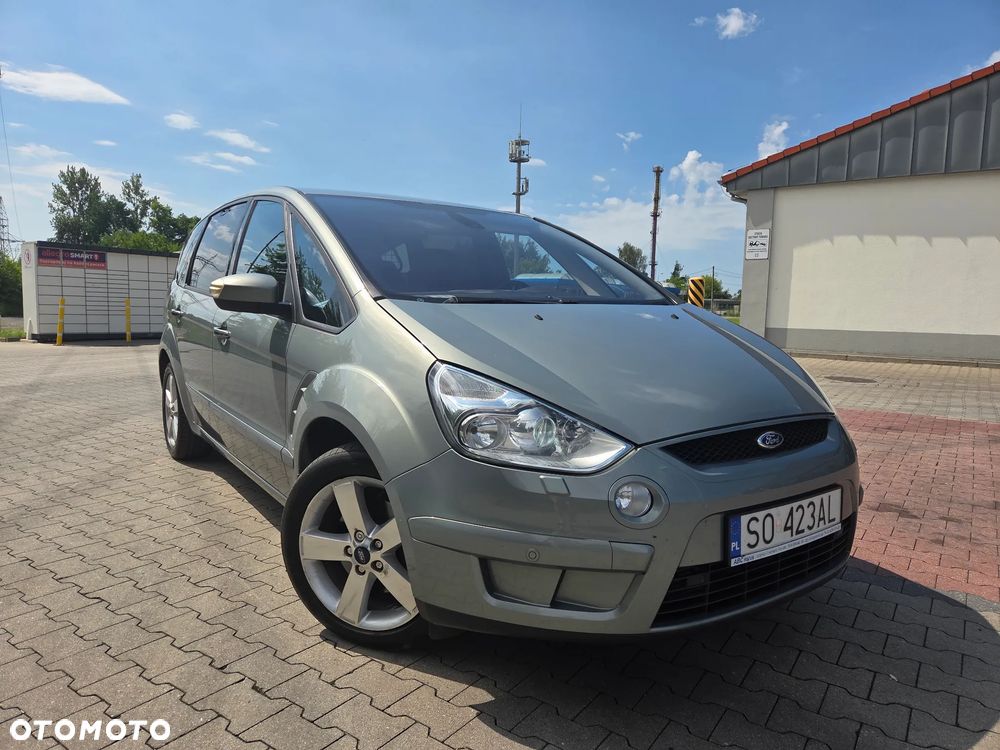 Ford S-Max 2.0 TDCi DPF Titanium - 1