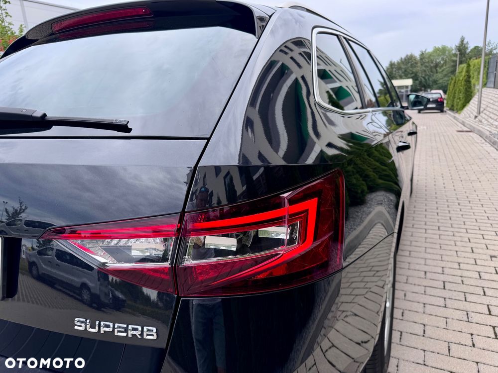 Skoda Superb 2.0 TDI L&K DSG - 30