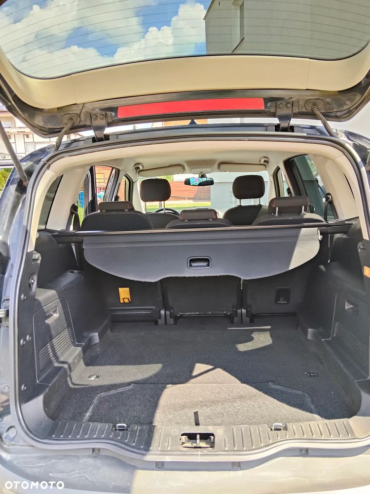 Ford S-Max 2.0 TDCi DPF Trend - 9