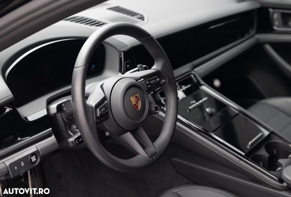 Porsche Panamera 4 - 4