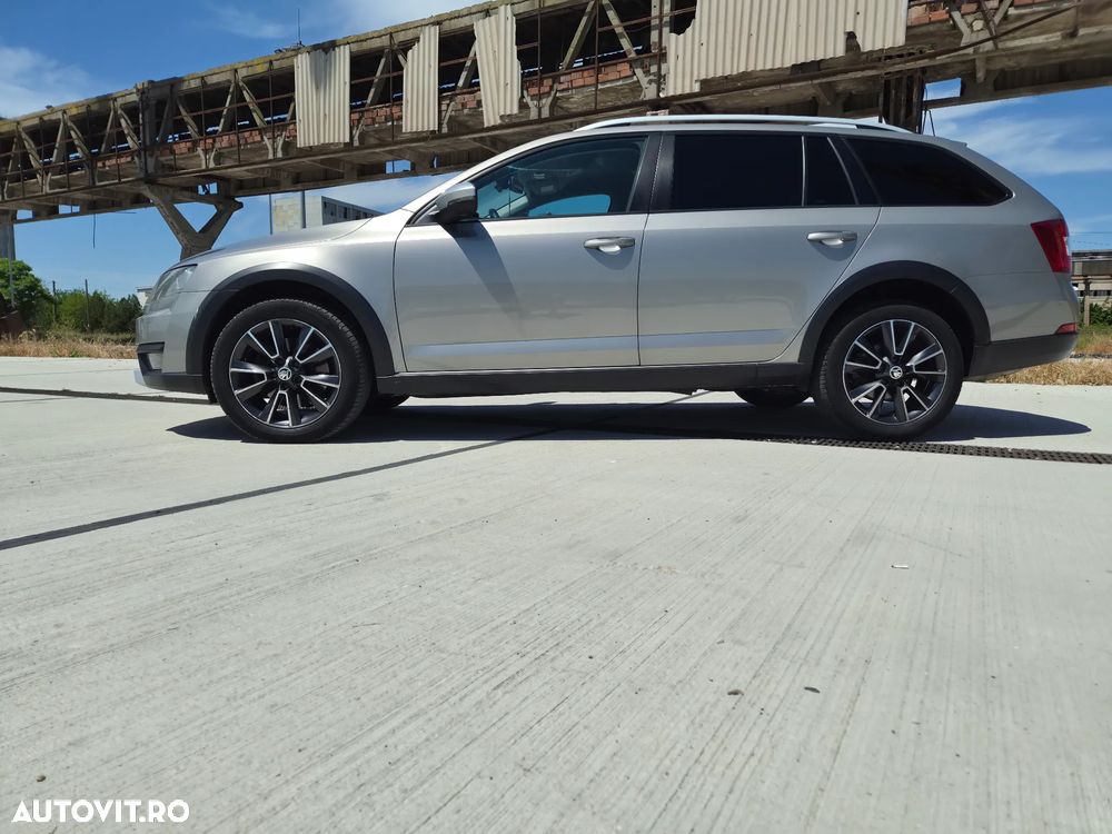 Skoda Octavia 2.0 TDI 4x4 DSG Scout - 7