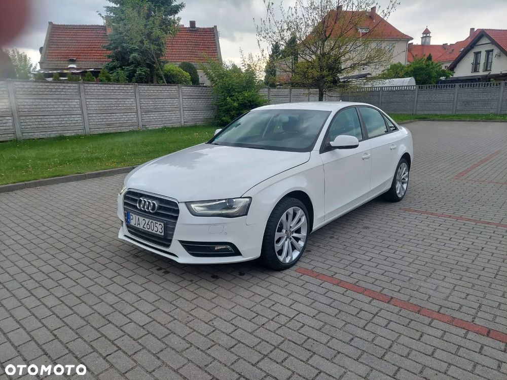 Audi A4 Limousine 2.0 TDI DPF Ambiente - 2