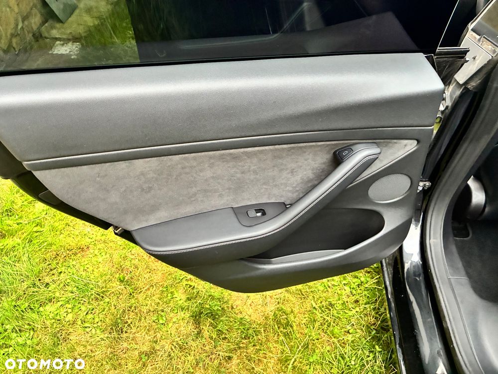 Tesla Model 3 RWD Standard - 23