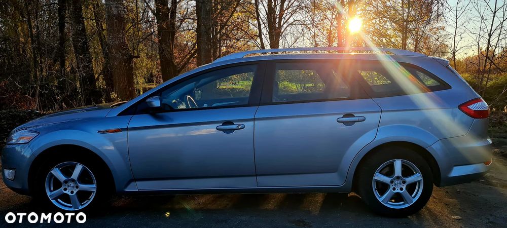 Ford Mondeo 2.0 TDCi Ambiente - 15