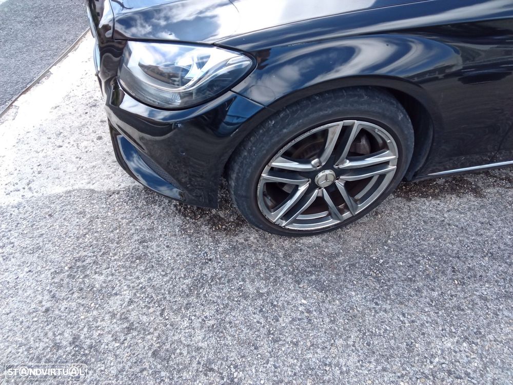 Mercedes-Benz C 300 BlueTEC Hybrid AMG Line - 7