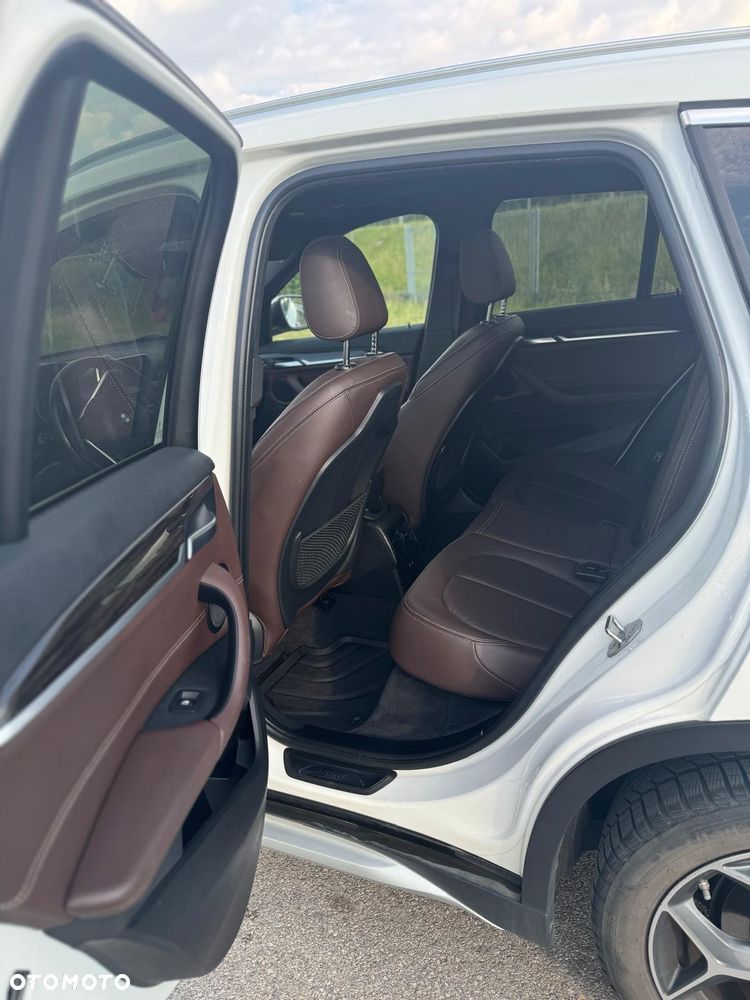 BMW X1 - 12