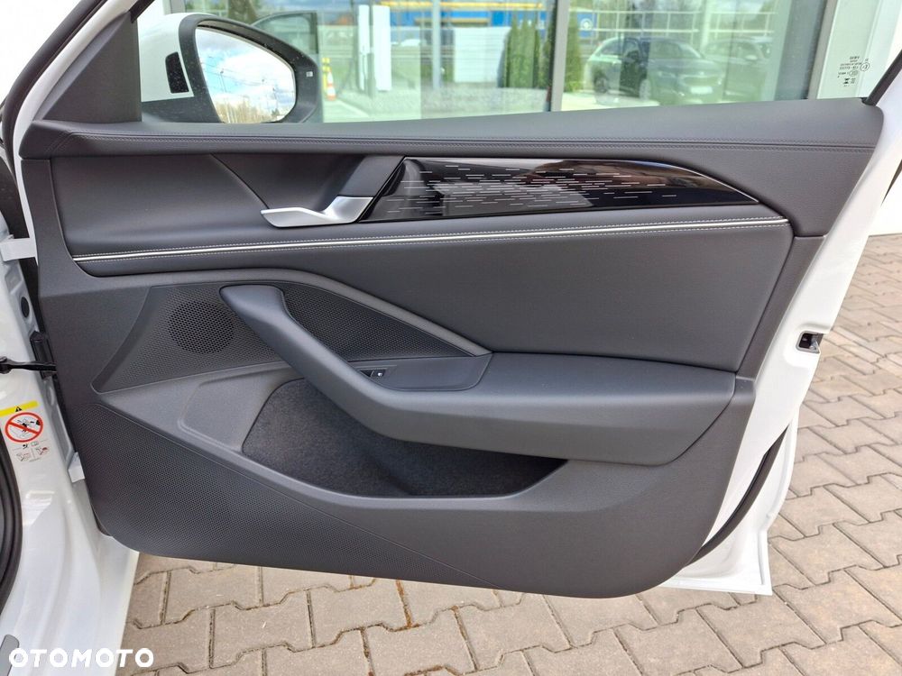 Volkswagen Passat Variant 1.5 TSI EVO Elegance DSG - 18