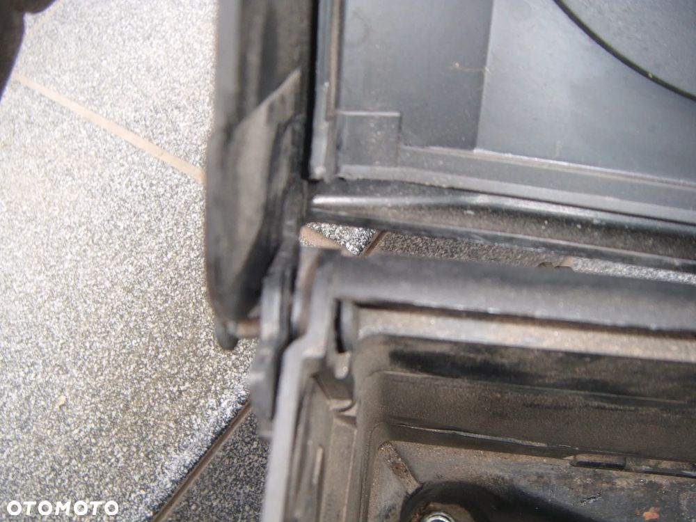 fabia 1 04r 1.4 obudowa akumulatora 6Q0915419G - 2