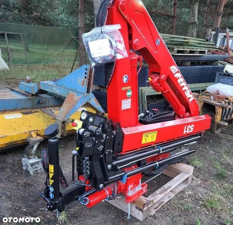 HDS Ferrari 531 A 3 plus 1 Iveco Nissan Renault Mercedes Palfinger Hiab - 3