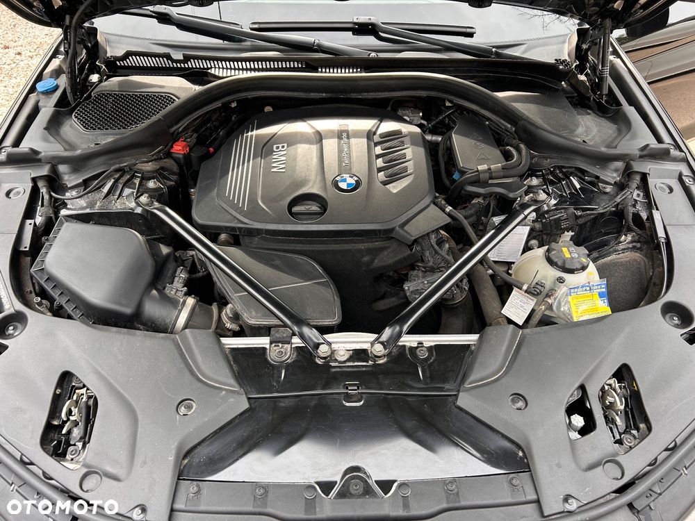 BMW Seria 5 520d Luxury Line - 14